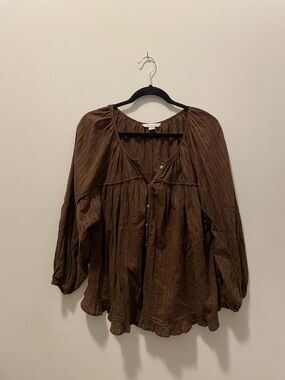 American Eagle Flowy Peasant Blouse